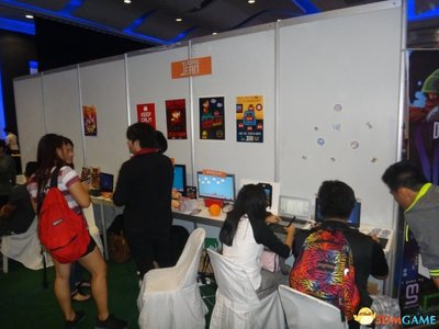 2015年菲律宾动漫展奇葩造型大赏 你能忍吗？